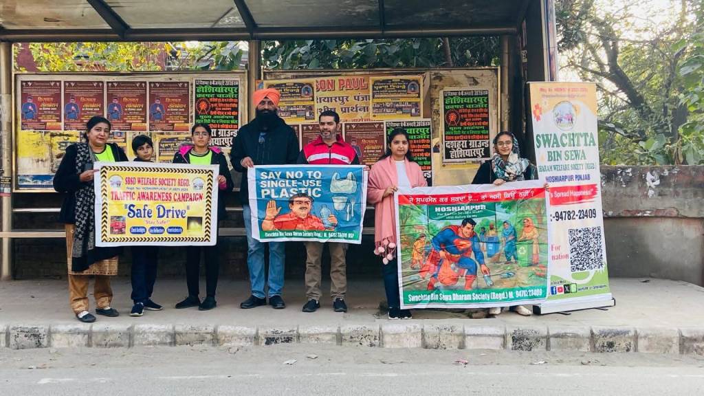 Swachhta Bin Sewa Welfare Society spread awareness about cleanliness avoiding China Door and traffic rules